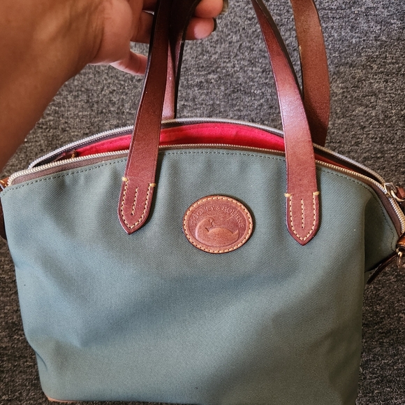 Dooney & Burke bag - Picture 1 of 9